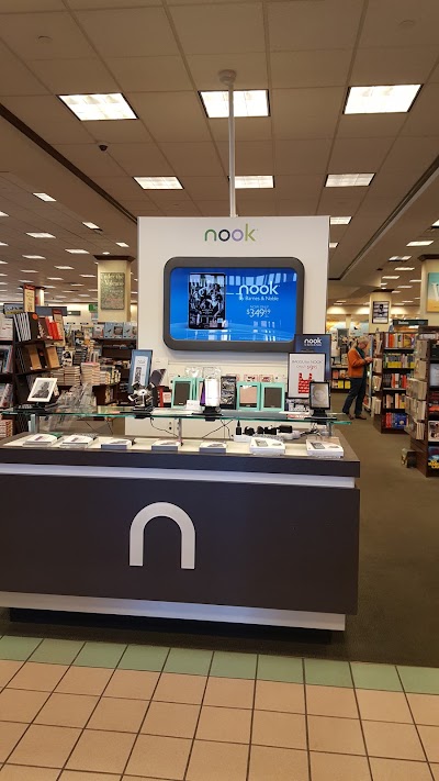 Photos of Barnes & Noble Booksellers West Side