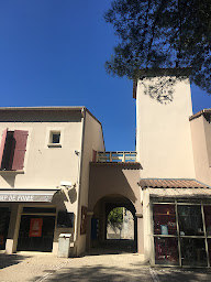 Photo n°5 de Dragutin Charles à Saint-Chaptes (Dentiste)