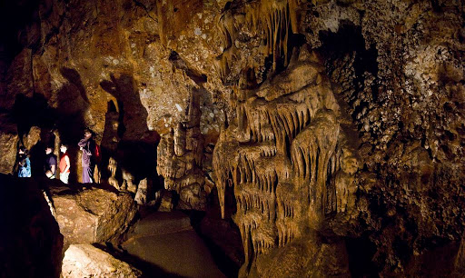 Cuevas del Salnitre