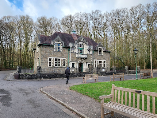 Oakdale Workmen's Institute