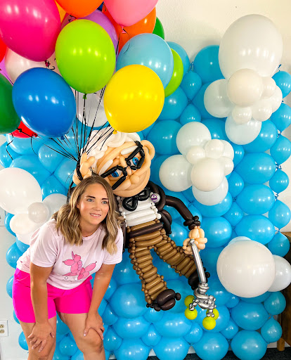 Balloon Art by Monica - Thumbnail