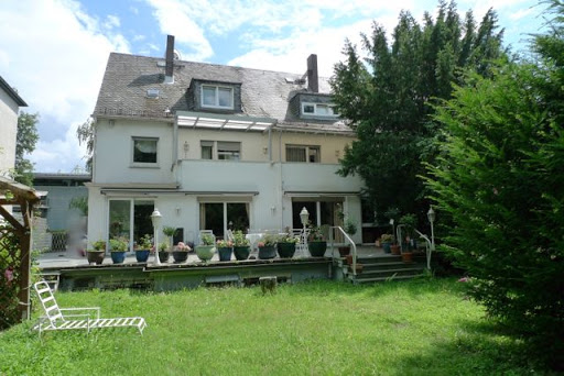 RW-Immobilien Consult - ADIVA