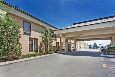 Photos of Baymont Inn & Suites - Southfield/Detroit