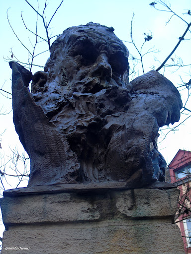 Claude Monet Monument