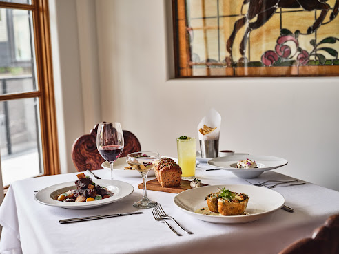The Goldener Hirsch Restaurant by null
