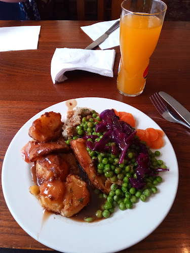 465 Bury and Bolton Rd, Greater, Radcliffe, Manchester M26 4LJ, United Kingdom