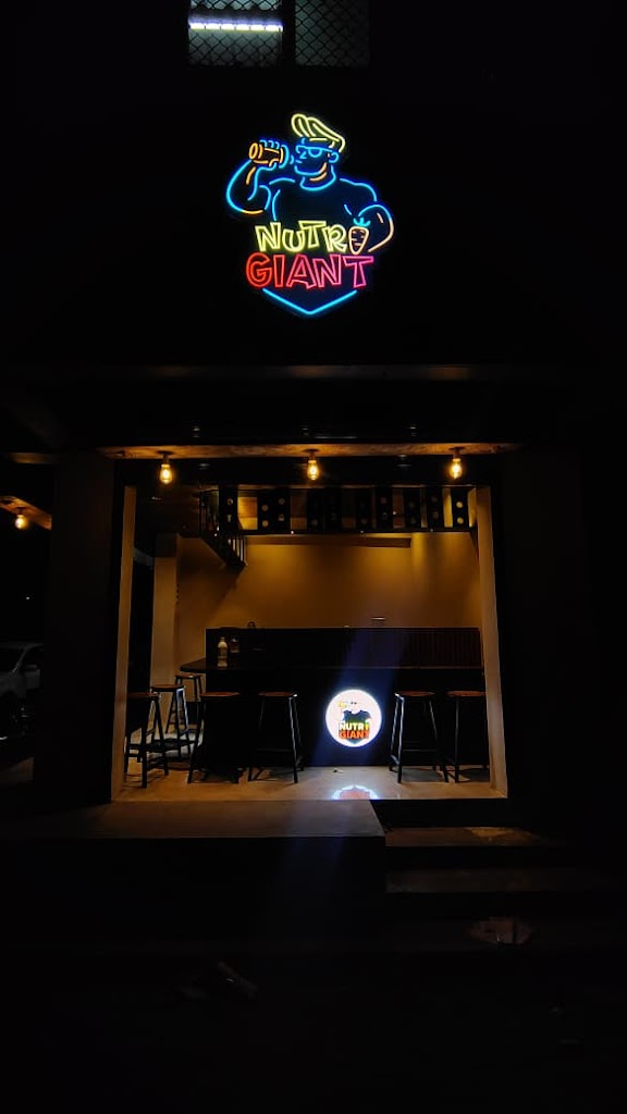 Nutri Giant Cafe