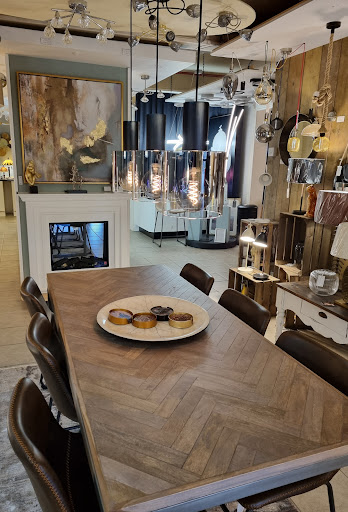 The Famous Little Lamp Shop Gallery - United Kingdom