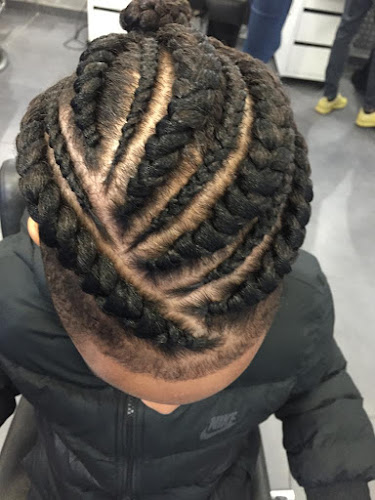 HB ELEGANCE - COIFFEUR MIXTE (tous types de cheveux) - Marseille