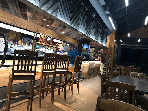Y'Bar - Visual