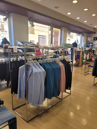 Secolo 21 Life Wear Gallery - Italy