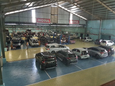 Photos of Sales Honda Makassar : Abang