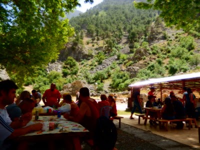 Küp Şelalesi Restoranı-Çınaraltı Tesisleri