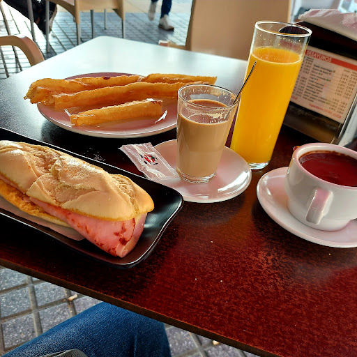 Churrería Cafetería El Tomate - Thumbnail