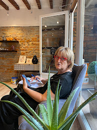 Photo n°15 de Sérénity Coiffure à Villefranche-sur-Saône (Salon de coiffure)