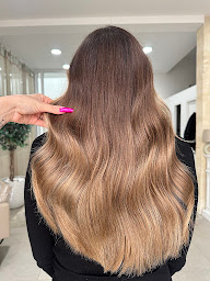 Photo n°12 de KAKU HAIR COLORIST à Bordeaux (Salon de coiffure)