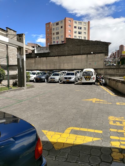Photos of Distoyota Pasto