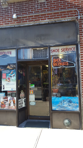 Lee's Shoe Repair Shop - Thumbnail