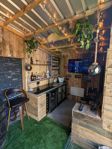 Mongos bar - Visual