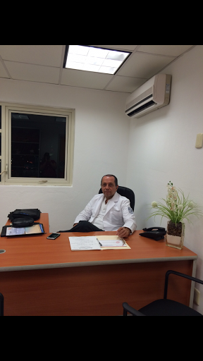 Médico Internista Vallarta Dr Jaime Arturo Castañeda González