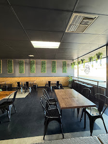 Moonlite Cafe & Pizza 8 Bice St, Barmera SA 5345, Australia