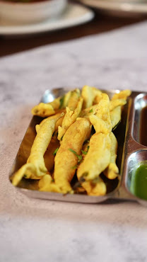 Woodlands Indian Vegetarian Cuisine by null