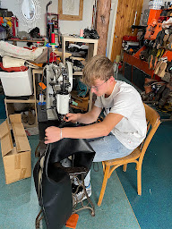 Photo n°10 de le cordonnier de villarlurin à Moûtiers (Cordonnier)