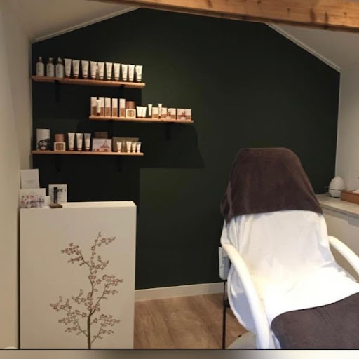 BLOOM beauty treatments - Thumbnail