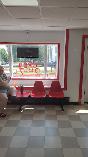 Red Robin Laundromat - Thumbnail