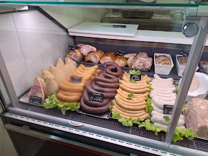 Photo n°9 de La Ferme des Houlettes à Normanville (Boucherie)