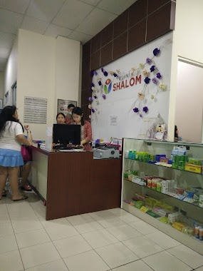 SHALOM CLINIC - Serve with Love, Author: Kantin Jambe