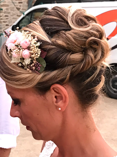 Loft Salon By Redken - Thumbnail