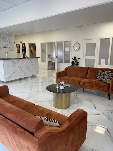 Clinic & Hair - Skönhetssalong Södermalm
