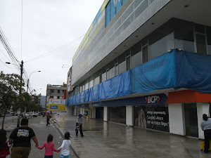 Centro Comercial Malvinas Plaza 2