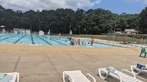 Dix Hills Park Pool