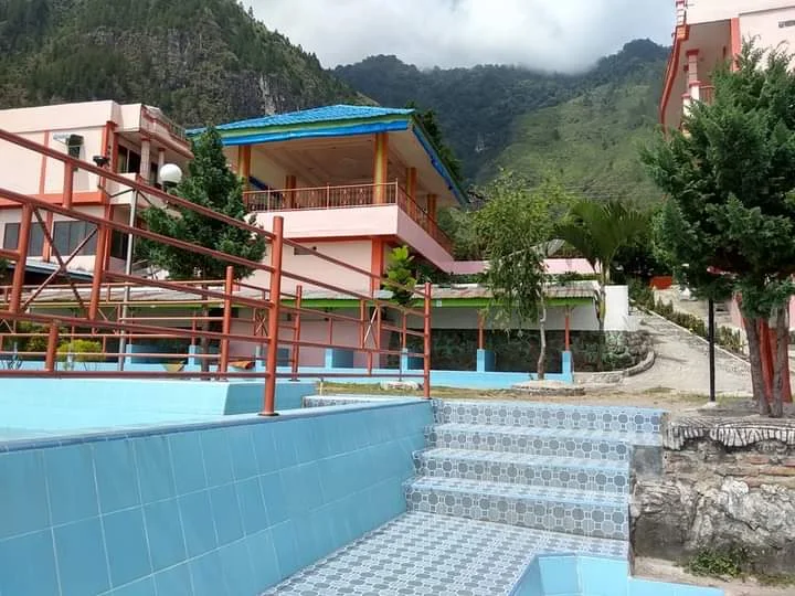 Ud lawraja hotel