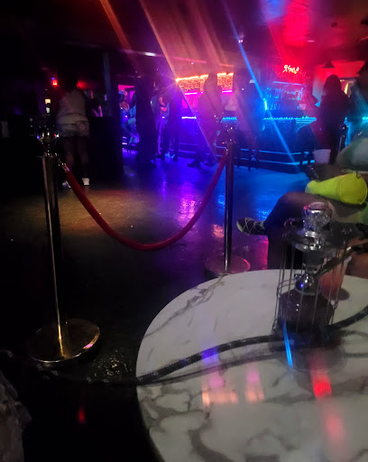Honeypot Lounge Gallery - United States
