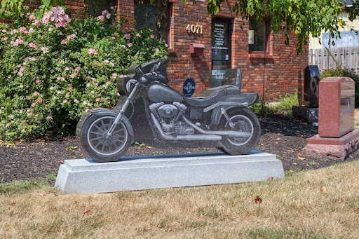 Hannigan Memorials