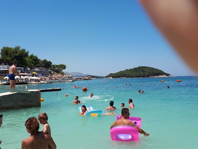 Spiaggia Di Ksamil