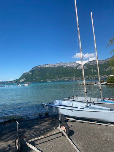 Photo de Camping Annecy Lac - Les Fontaines - Lathuile - Yelloh Village à Doussard (74210)