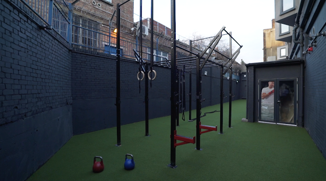 Comments and reviews of Jetts 24HR Gym Brixton