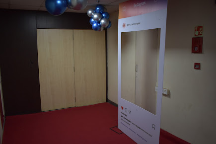 Af1qipnvitsu Izkj7w35yedsriziw 6mnmwqlqb6ghr=s435 K No