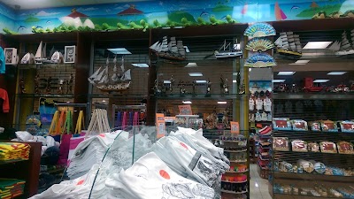 Photos of Joanns Souvenirs