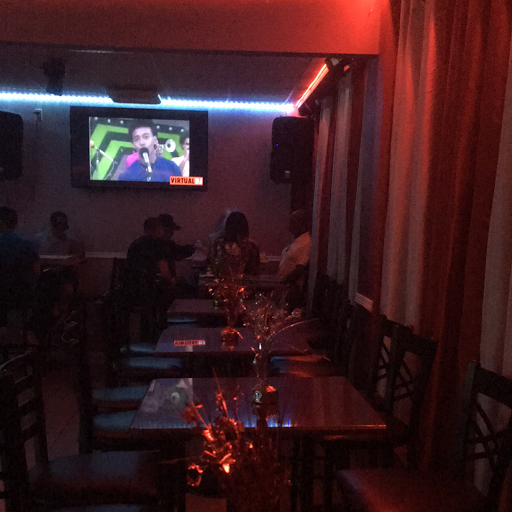El Panal Lounge - Thumbnail