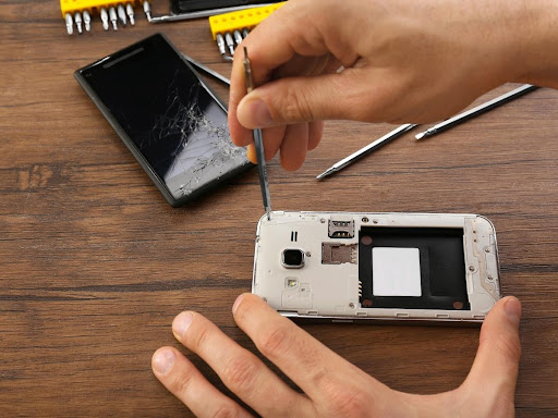 The FIX Handy Reparatur Löhr Center Koblenz | PC-, Tablet-, Spielkonsolenreparatur - Thumbnail
