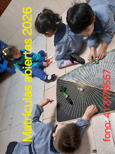 Comentarii opinii despre Sala Cuna y Jardín Infantil Montessori "AYUDAME A HACERLO SOLO""