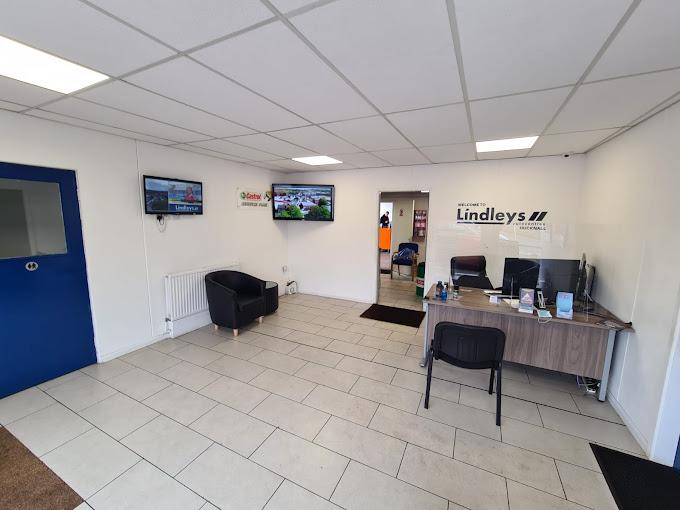 Lindleys Autocentres Nottingham (Hucknall) photo 3