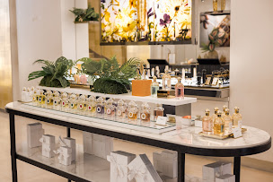 Photo n°8 de Guerlain Boutique et Suite Facialiste Sèvres à Paris (Parfumerie)