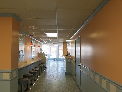 Photos of Lic's Deli & Ice Cream