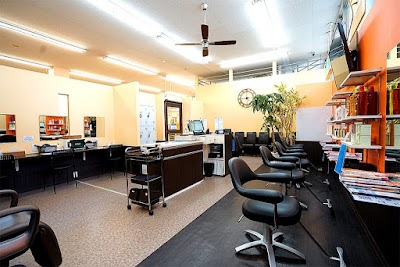 プロエレガントカラー 花山手店